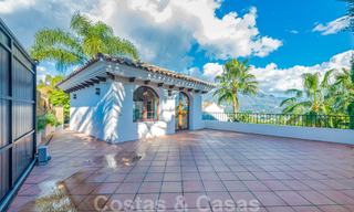 Grande villa de luxe à vendre avec vue panoramique sur la vallée du golf, les montagnes et la mer Méditerranée en Nueva Andalucia, Marbella 25071 