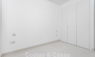Appartement de design moderne à vendre avec une terrasse spacieuse, à côté du terrain de golf de Marbella - Estepona 25386 