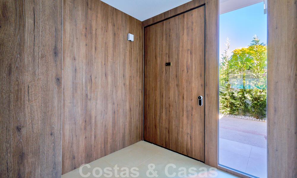 Villas modernes, jumelées, à vendre à 300 mètres de la plage - Puerto Banus, Marbella 31658