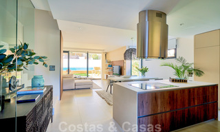 Villas modernes, jumelées, à vendre à 300 mètres de la plage - Puerto Banus, Marbella 31678 