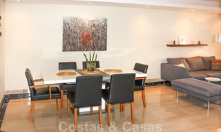 Appartement moderne à vendre dans un complexe de plage de première ligne avec vue sur la mer entre Marbella et Estepona 25607 