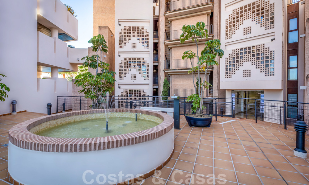 Appartement moderne avec jardin à vendre dans un complexe de plage de première ligne avec piscine privée entre Marbella et Estepona 25663