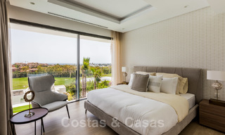 Nouvelle villa contemporaine de luxe impressionnante à vendre avec vue imprenable sur le golf et la mer à Marbella - Benahavis 25802 