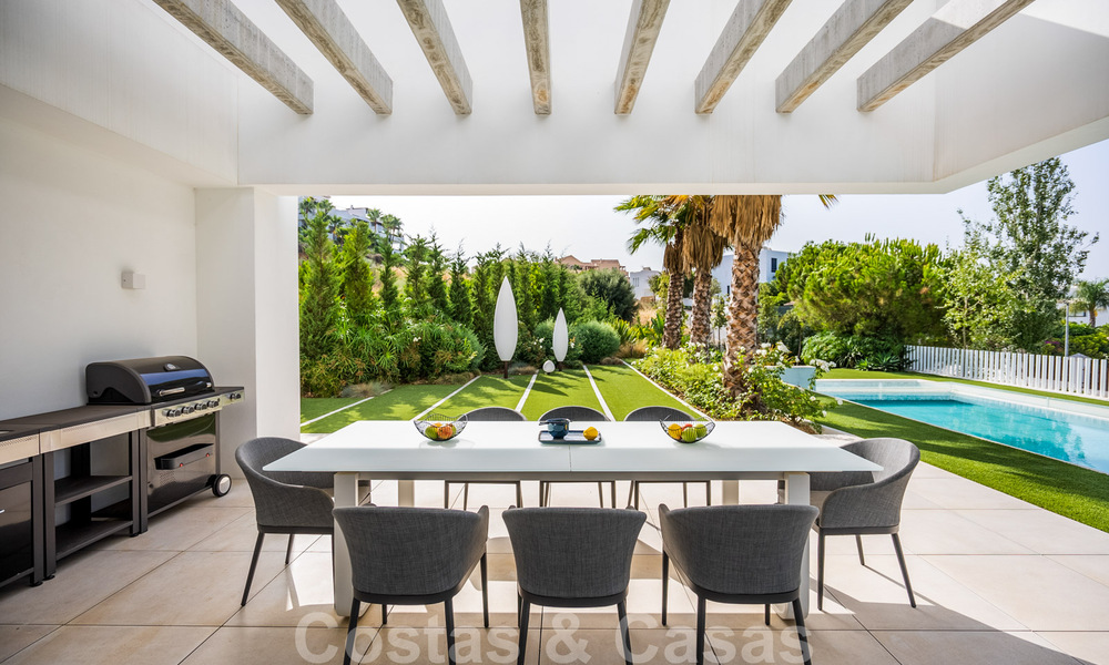 Villa de luxe neuve et ultra-moderne à vendre avec vue sur la mer à Marbella - Benahavis 35673