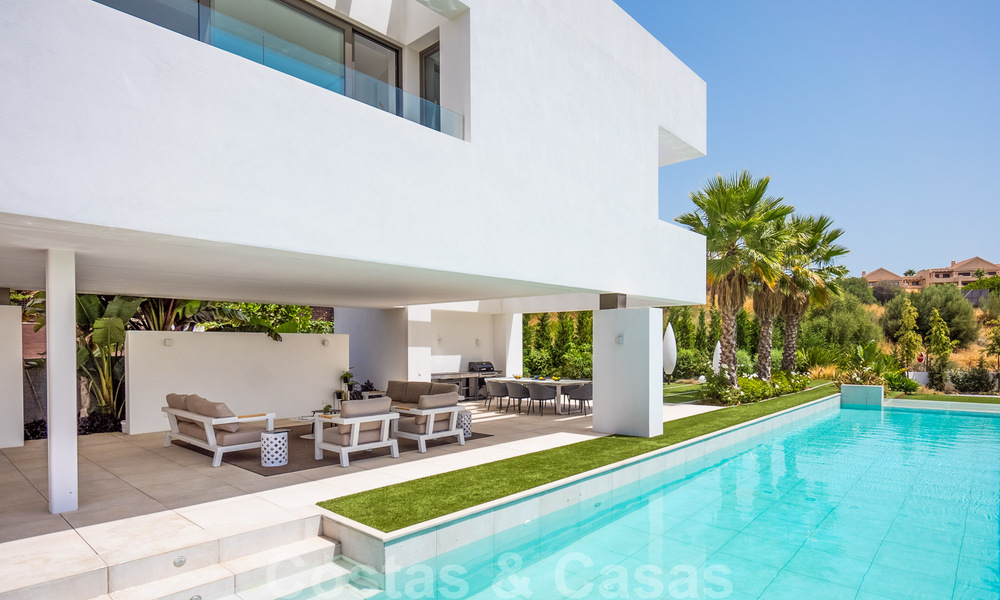 Villa de luxe neuve et ultra-moderne à vendre avec vue sur la mer à Marbella - Benahavis 35694