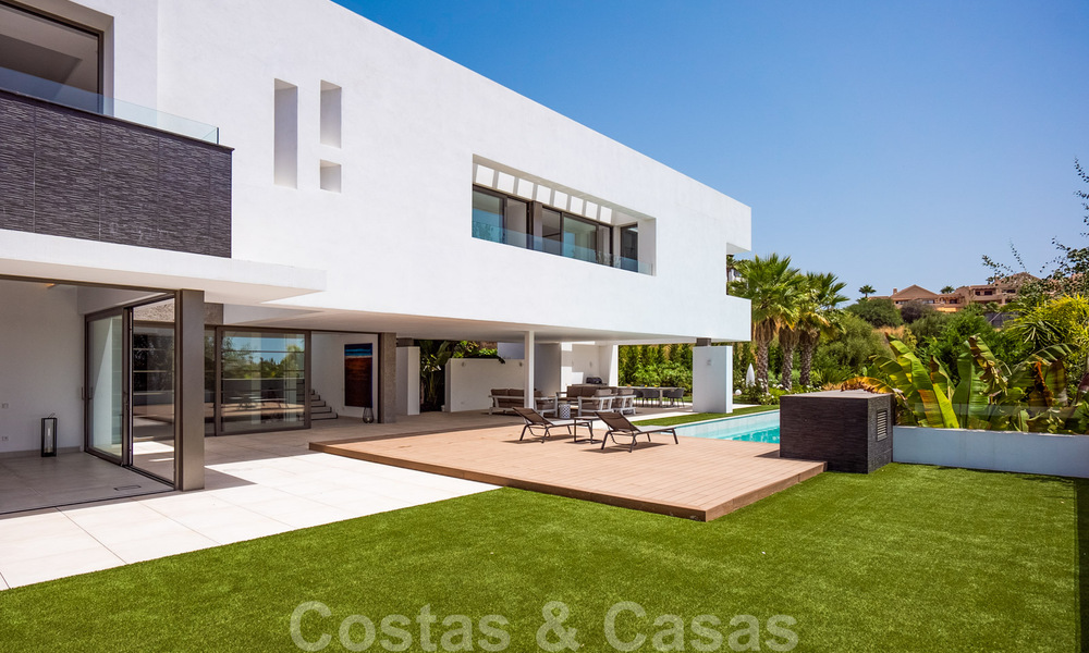 Villa de luxe neuve et ultra-moderne à vendre avec vue sur la mer à Marbella - Benahavis 35697