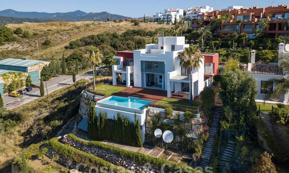 Villa moderne avec vue panoramique sur le golf et la mer à vendre à Los Flamingos Golf à Marbella - Benahavis 26016