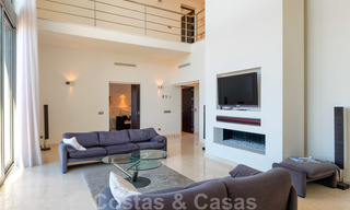 Villa moderne avec vue panoramique sur le golf et la mer à vendre à Los Flamingos Golf à Marbella - Benahavis 26020 