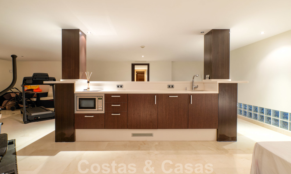 Villa moderne avec vue panoramique sur le golf et la mer à vendre à Los Flamingos Golf à Marbella - Benahavis 26037