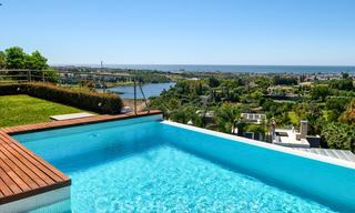 Villa moderne avec vue panoramique sur le golf et la mer à vendre à Los Flamingos Golf à Marbella - Benahavis 26063 