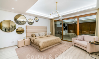 Emménager dans une villa moderne prêt de la mer à vendre dans la prestigieuse Baja de Guadalmina à Marbella 26100 