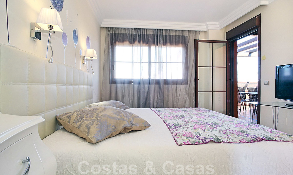 Spacieux appartement penthouse à vendre, avec vue panoramique à Marbella - Benahavis 26202