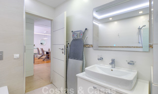 Appartement de luxe moderne entièrement rénové à vendre dans la marina de Puerto Banus, Marbella 26221 