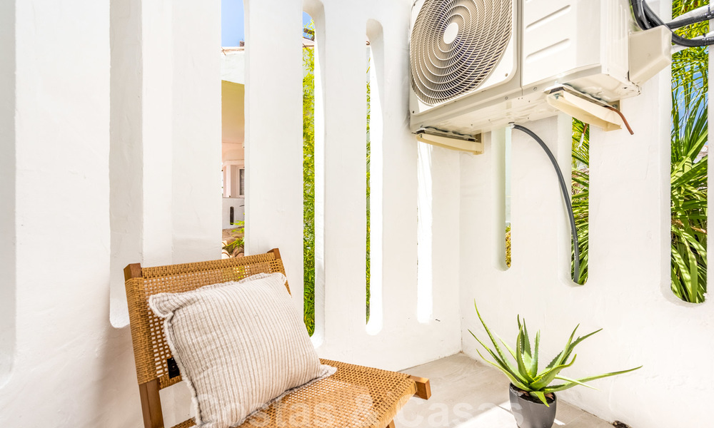 Appartement du dernier étage entièrement rénové à vendre à proximité des commodités locales, de la plage et de Puerto Banus à Nueva Andalucia, Marbella 26296