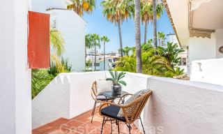 Appartement du dernier étage entièrement rénové à vendre à proximité des commodités locales, de la plage et de Puerto Banus à Nueva Andalucia, Marbella 26310 