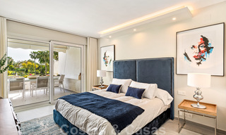 Appartement de luxe rénové à vendre, première ligne du golf Las Brisas à Nueva Andalucia, Marbella 26558 