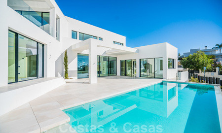 Villa de luxe moderne toute neuve à vendre à Nueva Andalucia, Marbella 26426