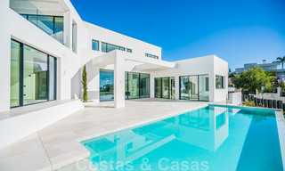 Villa de luxe moderne toute neuve à vendre à Nueva Andalucia, Marbella 26426 