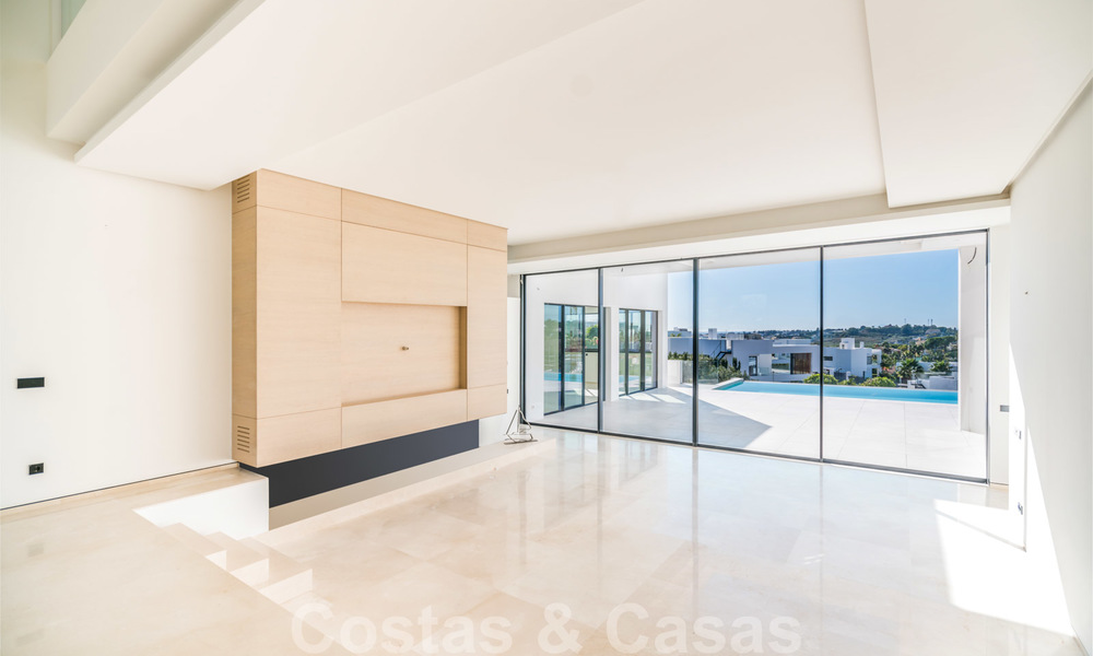 Villa de luxe moderne toute neuve à vendre à Nueva Andalucia, Marbella 26429