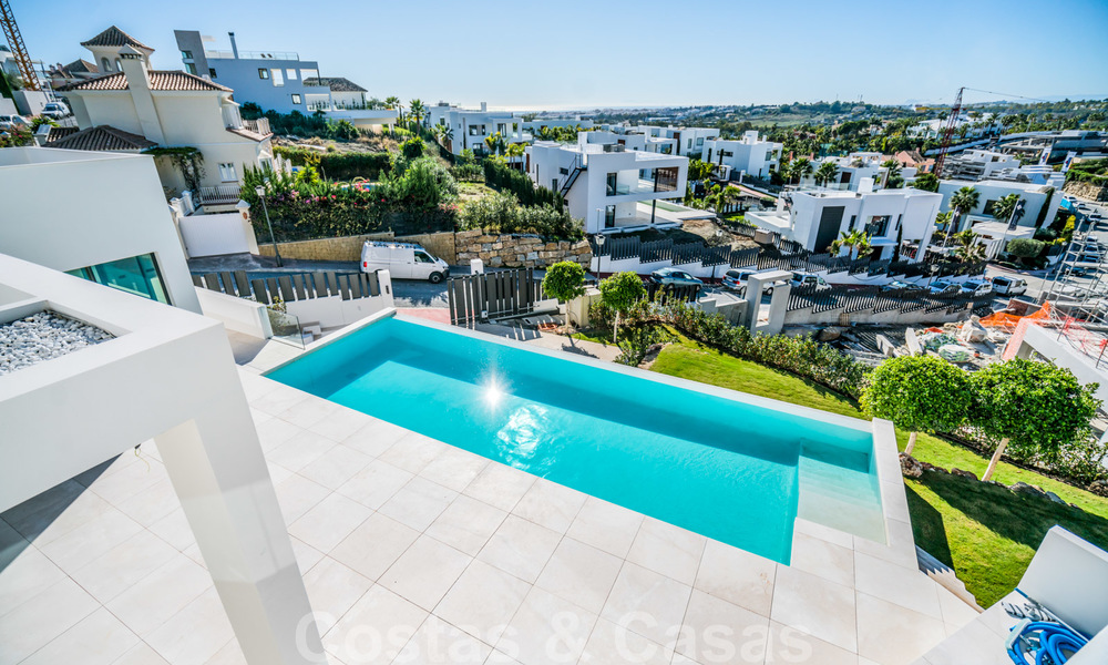 Villa de luxe moderne toute neuve à vendre à Nueva Andalucia, Marbella 26442