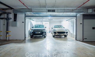 Villa moderne jumelée à vendre dans la Sierra Blanca, Marbella. La maison la moins chère de ce complexe. 26456 