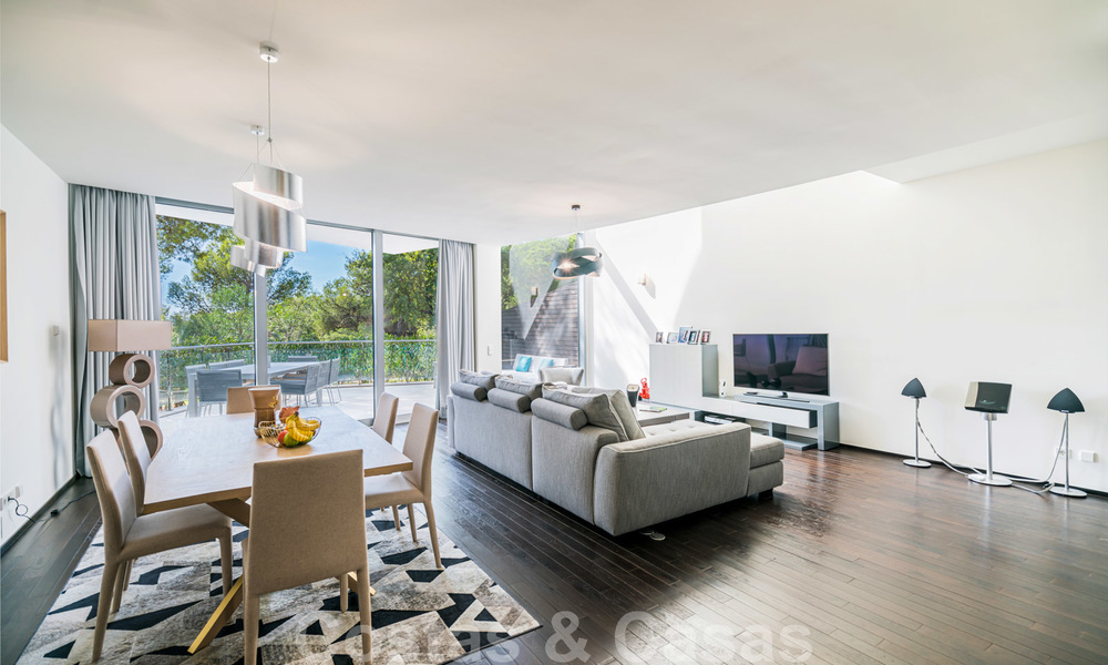 Villa moderne jumelée à vendre dans la Sierra Blanca, Marbella. La maison la moins chère de ce complexe. 26457