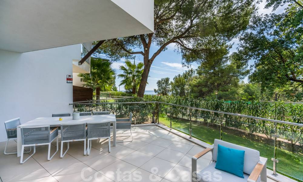 Villa moderne jumelée à vendre dans la Sierra Blanca, Marbella. La maison la moins chère de ce complexe. 26460