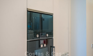 Villa moderne jumelée à vendre dans la Sierra Blanca, Marbella. La maison la moins chère de ce complexe. 26465 