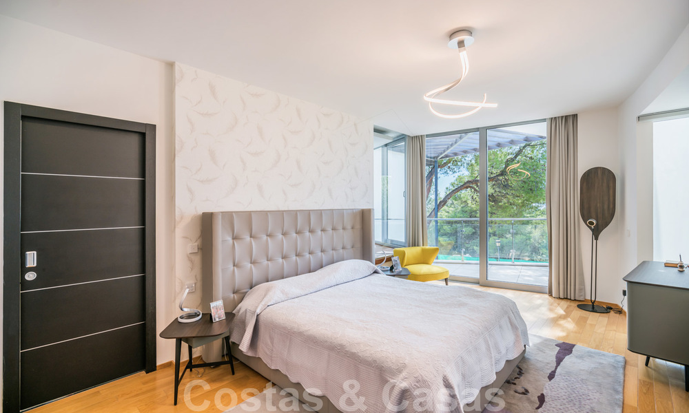 Villa moderne jumelée à vendre dans la Sierra Blanca, Marbella. La maison la moins chère de ce complexe. 26467