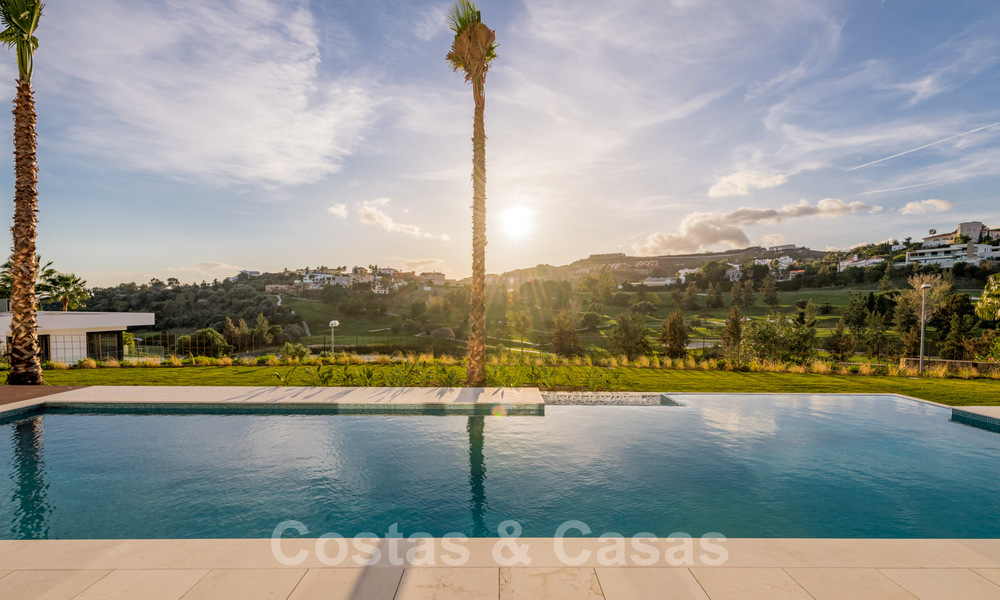 Villa moderne de luxe neuve avec vue imprenable sur le golf à vendre à Benahavis - Marbella 26581