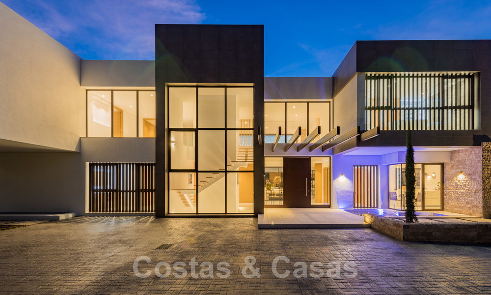 Villa moderne de luxe neuve avec vue imprenable sur le golf à vendre à Benahavis - Marbella 26587
