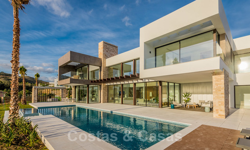 Villa moderne de luxe neuve avec vue imprenable sur le golf à vendre à Benahavis - Marbella 26615