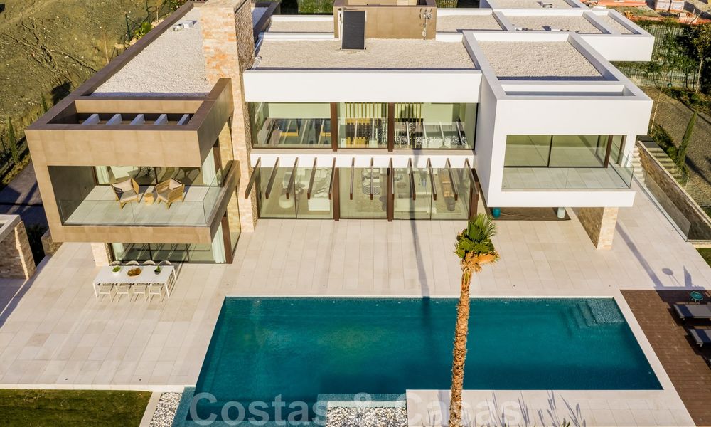 Villa moderne de luxe neuve avec vue imprenable sur le golf à vendre à Benahavis - Marbella 26616