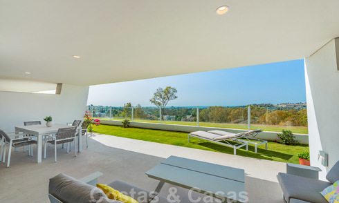 Prix fortement réduit. Spacieux appartement moderne de luxe à vendre avec vue sur la mer et prêt à emménager, Nueva Andalucia, Marbella 26883