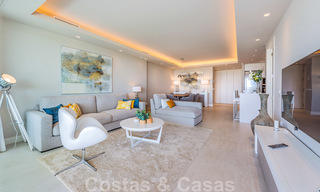Prix fortement réduit. Spacieux appartement moderne de luxe à vendre avec vue sur la mer et prêt à emménager, Nueva Andalucia, Marbella 26894 