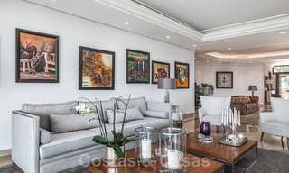 Villa de luxe rénovée à vendre dans un style méditerranéen moderne dans l'exclusive Cascada de Camojan sur le Golden Mile à Marbella 27053 