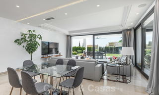 Villa de luxe rénovée à vendre dans un style méditerranéen moderne dans l'exclusive Cascada de Camojan sur le Golden Mile à Marbella 27055 