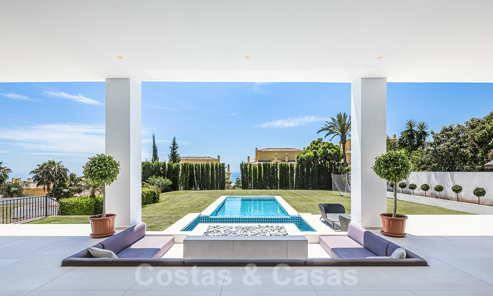 Villa de luxe rénovée à vendre dans un style méditerranéen moderne dans l'exclusive Cascada de Camojan sur le Golden Mile à Marbella 27058