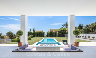 Villa de luxe rénovée à vendre dans un style méditerranéen moderne dans l'exclusive Cascada de Camojan sur le Golden Mile à Marbella 27058 
