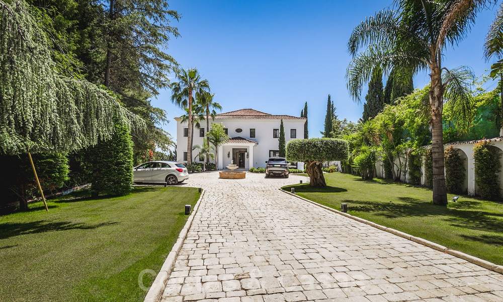 Villa de luxe rénovée à vendre dans un style méditerranéen moderne dans l'exclusive Cascada de Camojan sur le Golden Mile à Marbella 27067