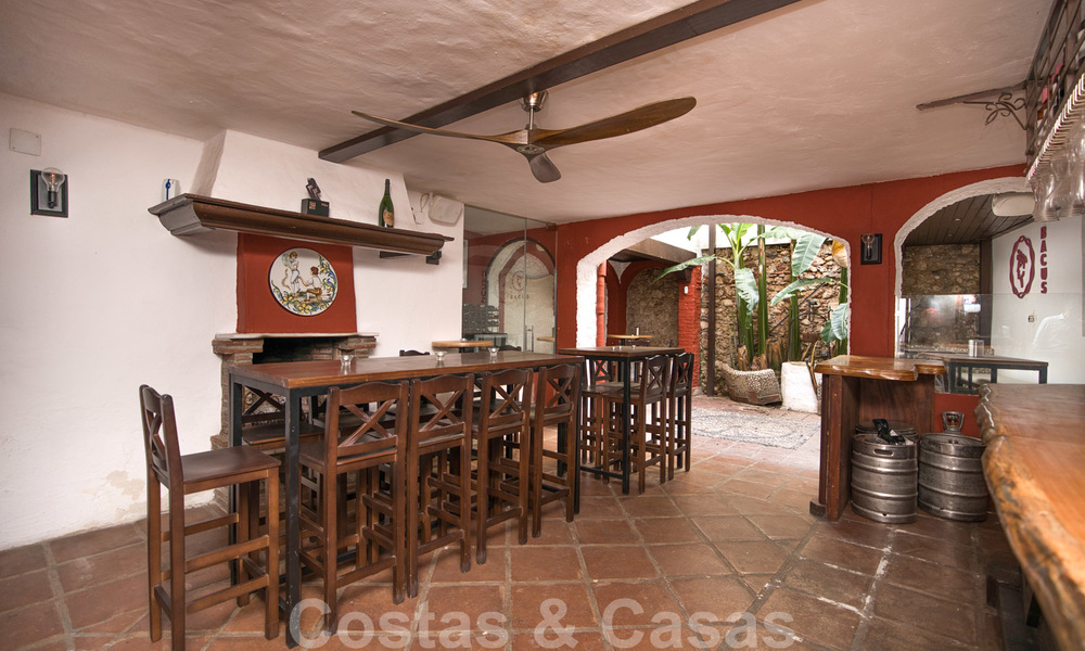 Bar - Restaurant en vente dans le centre historique de Marbella. Ouvert aux offres! 27085