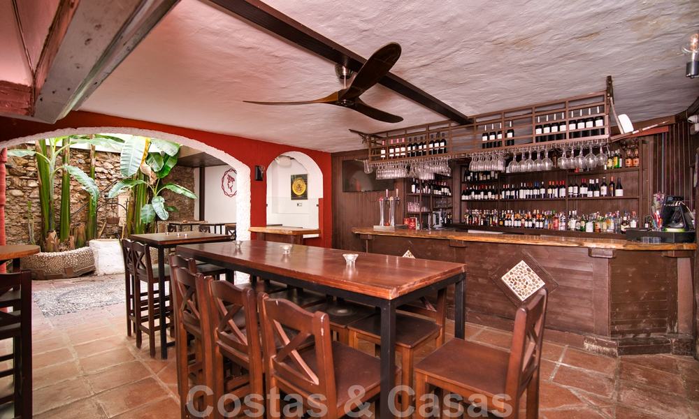 Bar - Restaurant en vente dans le centre historique de Marbella. Ouvert aux offres! 27087