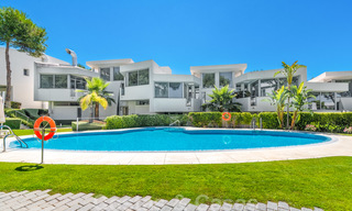Maison d'angle moderne et luxueuse avec vue sur la mer à vendre dans l'exclusive Sierra Blanca, Marbella 27156 