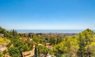 Villa classique méditerranéenne, rénovée, à vendre avec une vue imprenable sur la mer dans un espace vert adjacent au centre de Marbella 27176 
