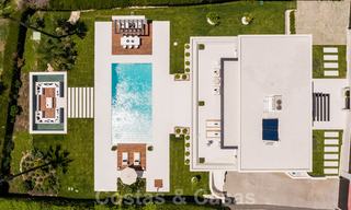 Villa spectaculaire de design moderne à vendre, en première ligne de golf à Nueva Andalucia, Marbella 27199 