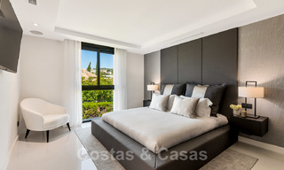 Villa spectaculaire de design moderne à vendre, en première ligne de golf à Nueva Andalucia, Marbella 27243 
