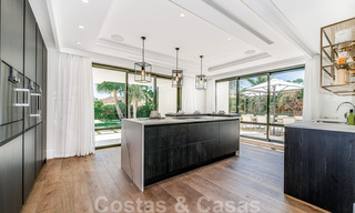 Villa de luxe en vente dans un style classique à Sierra Blanca, Marbella 32204 