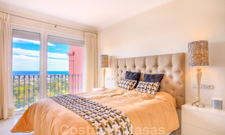 Appartement penthouse de luxe avec vue panoramique sur toute la côte à vendre, à proximité des commodités et du golf, Benahavis - Marbella 27515 