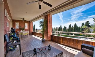 Appartement penthouse de 5 chambres à coucher en vente sur le Golden Mile, à quelques pas de la plage et de la ville de Marbella 27647 