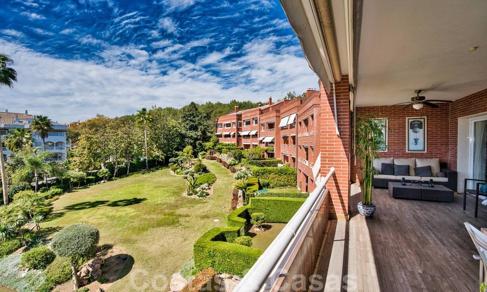 Appartement penthouse de 5 chambres à coucher en vente sur le Golden Mile, à quelques pas de la plage et de la ville de Marbella 27649